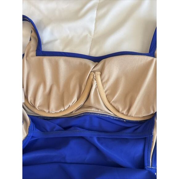 NWT Kona Sol Size XL 16 Royal Blue Underwired Swim Top With Back Hook Closure - Picture 7 of 13